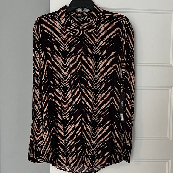 Liverpool Tops - NWWomens Black & Blush Printed Button-Up Top
